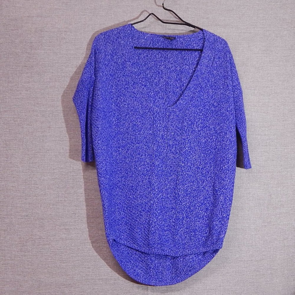 EXPRESS Sweater Size XS To Slightly Larger == Purple Blue Color W/ White Backing